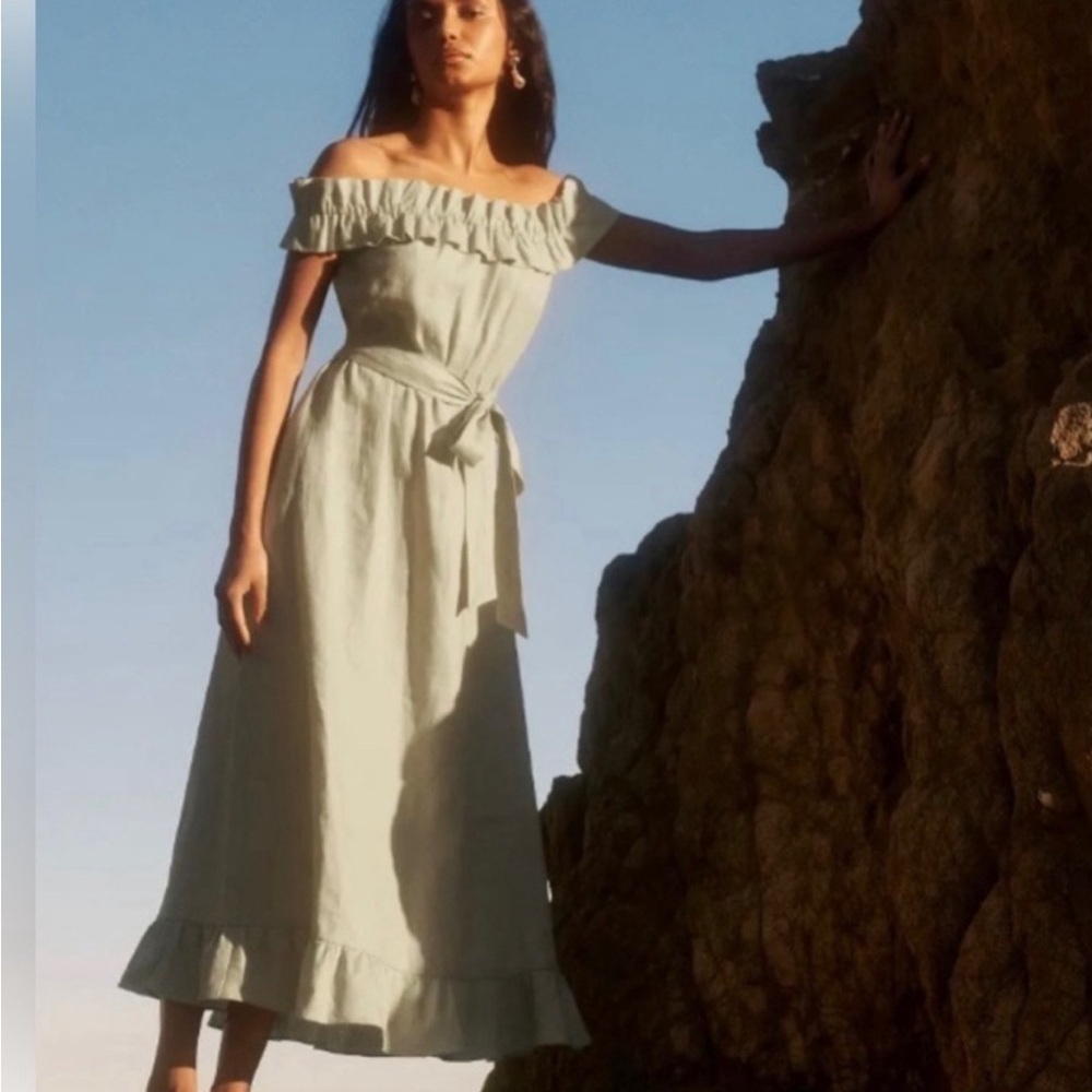 Reformation Sycamore Midi Dress
Dried Herbs XS - Picture 7 of 10